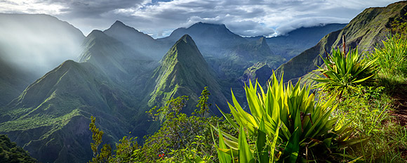 Besuchen Sie die wilde Insel     La Réunion und erleben Sie abenteuerliche Ferientage
