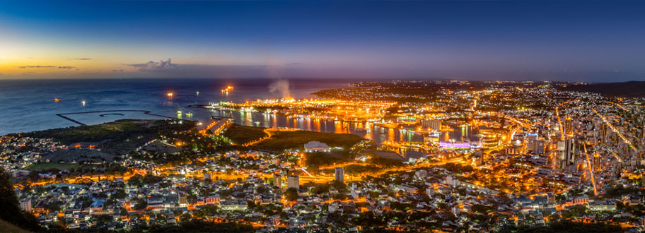 Mauritius Port Luis by night Mauritius Urlaub Hauptstadt Port Luis